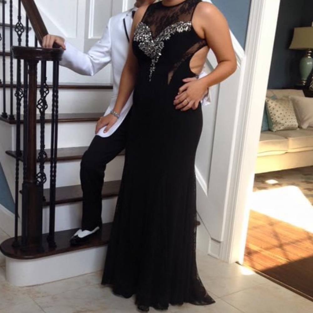 Flirt Prom Maggie Sottero Evening Dresses FLIRT Maggie Sottero Turquoise Blue Beaded Jeweled Halter Prom Formal Flirt Prom Maggie Sottero Evening Dresses FLIRT Maggie Sottero Turquoise Blue Beaded Jeweled Halter Prom Formal